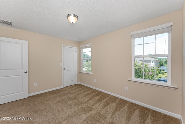 Building Photo - 3199 Chestnut Ridge Way