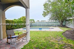 Building Photo - 1621 Diplomat Dr