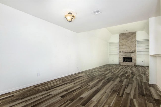 Building Photo - 4800 Palmetto St