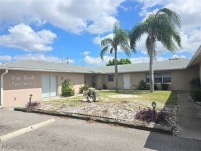 Building Photo - 3815 SE 15th Pl