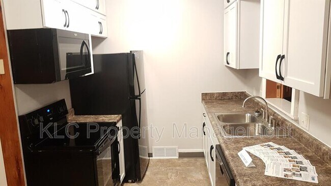 Building Photo - 3939 14th St