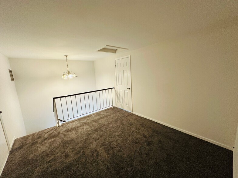 Building Photo - 12143 Presidio Way