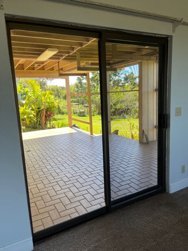 Building Photo - Country Living with an Ocean View