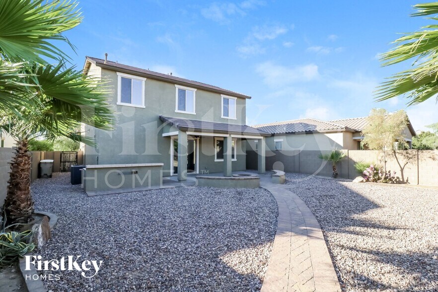 Building Photo - 21280 W Coronado Rd