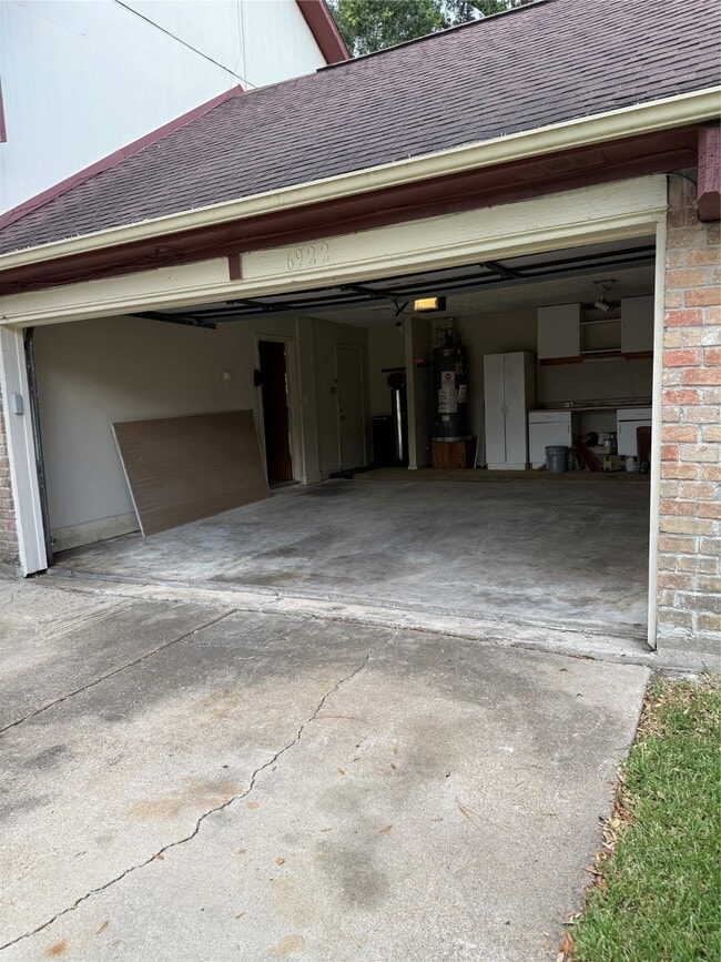 Building Photo - 6922 Addicks Clodine Rd