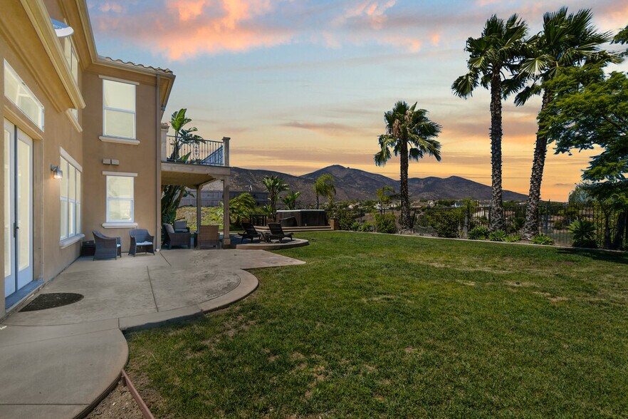 Building Photo - 2917 Babbling Brook Rd