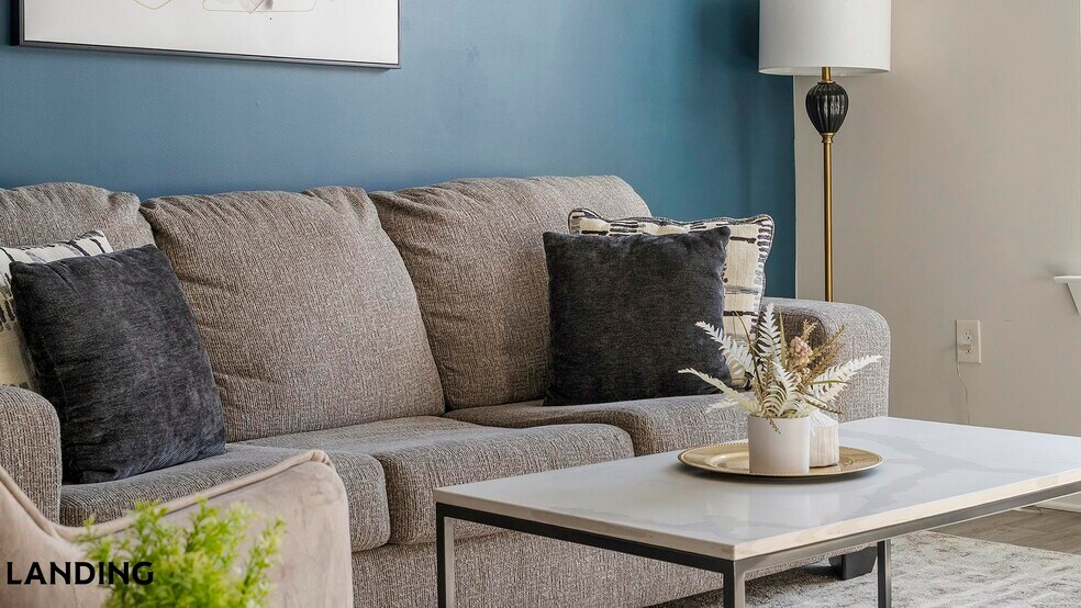 Building Photo - 1270 Hillcrest Dr