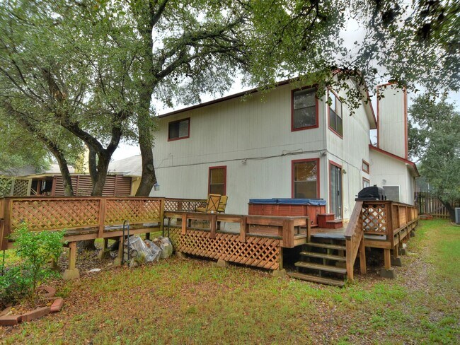 Building Photo - BEAUTIFUL 4 BEDROOM / 2.5 BATH HOME IN MAPLE RUN - FURNISHED