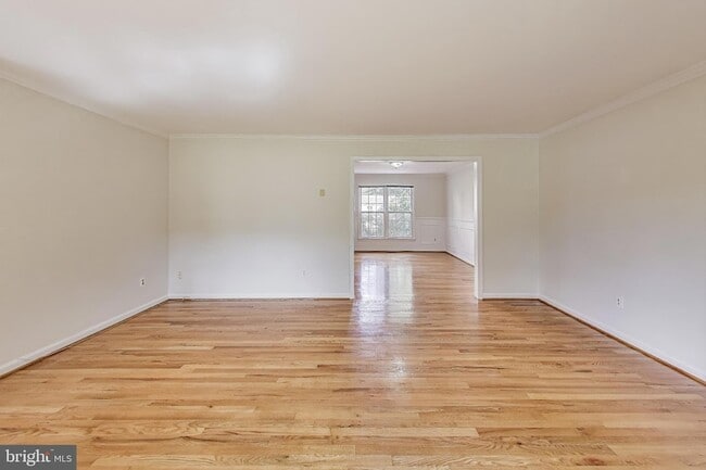 Building Photo - 10323 Snowpine Way