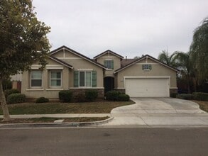Building Photo - Beautiful single story home in Patterson