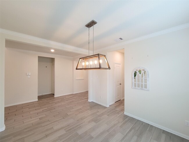 Building Photo - 28638 Monarch Cliffs Dr
