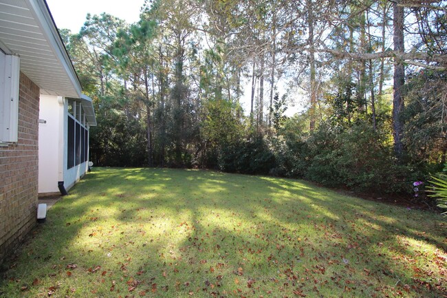 Building Photo - 4 bedroom 3 bathroom brick home in Gulf Br...