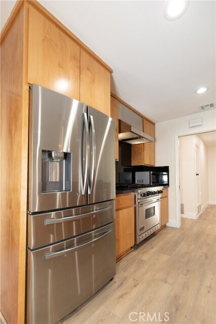 Building Photo - 3241 Dahl Dr