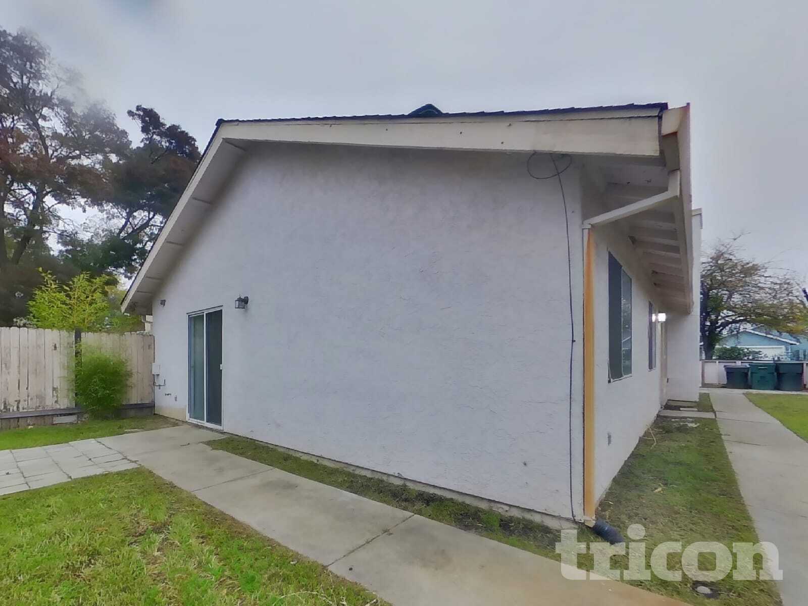 Building Photo - 7726 Robinette Rd