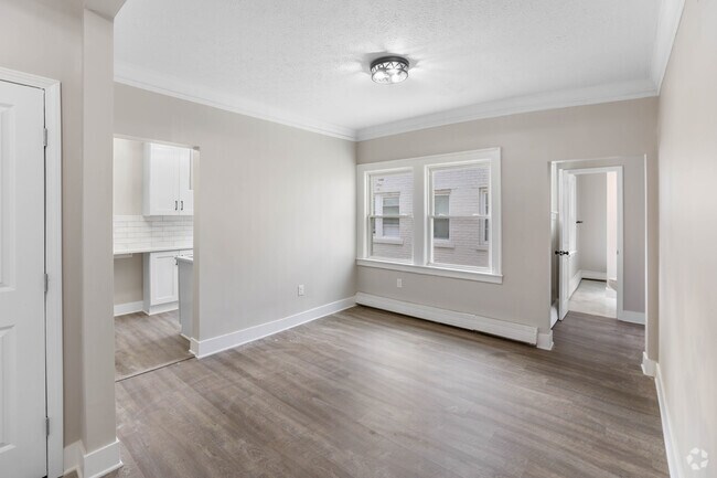 2BD, 1BA - 716SF - Living Room - Archwood Manor