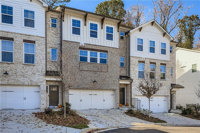 Primary Photo - 568 Avondale Pk Cir