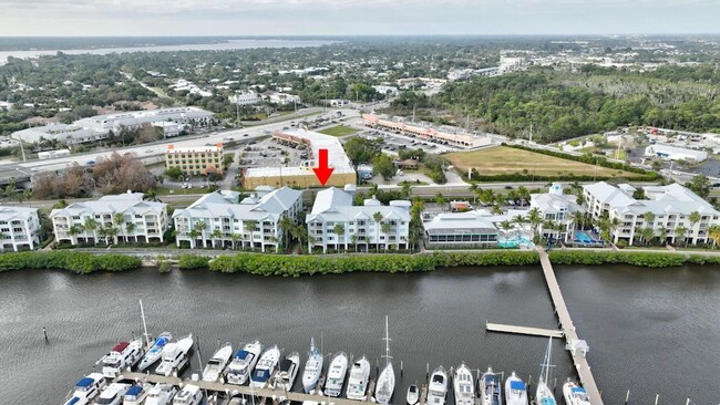 Building Photo - 875 NW Flagler Ave