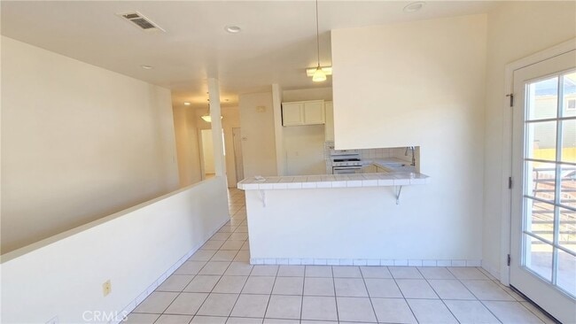 Building Photo - 3853 Duke St