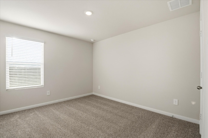 Building Photo - 120 Raymondville Path