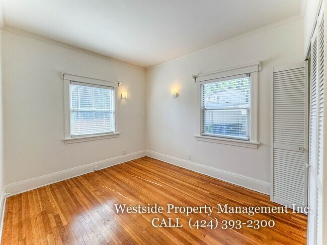 Building Photo - 1315-1317 1/2 N. Stanley Ave.-1315