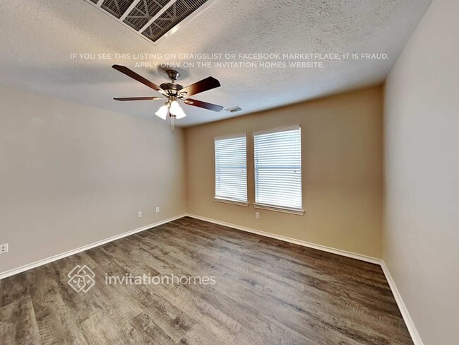 Building Photo - 308 Glade Bridge Ln