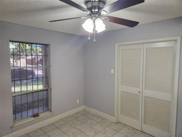 Building Photo - 3413 Urban Dr