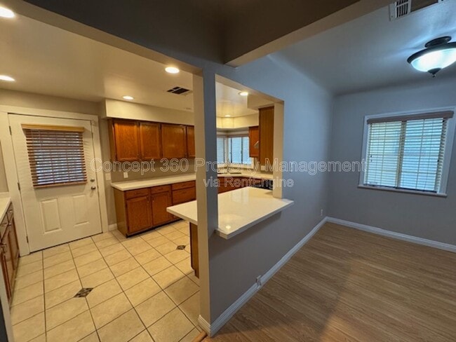 Building Photo - 17024 Crenshaw Blvd