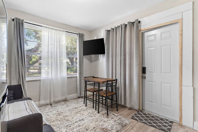 Building Photo - 4501 N 36th St