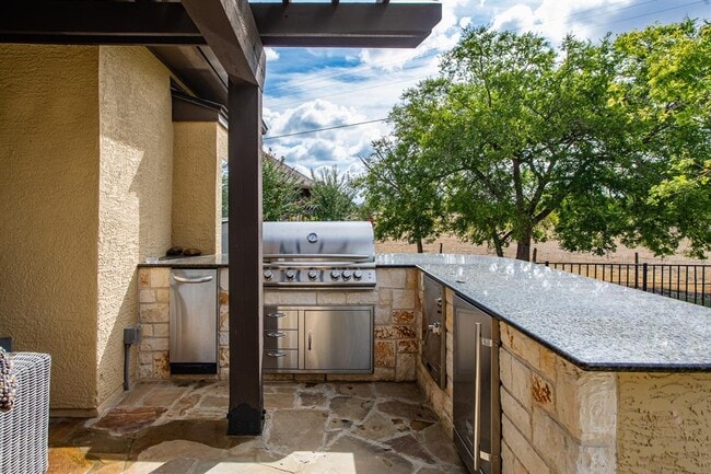 Building Photo - 2916 Rock Barn Dr