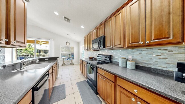 Building Photo - 10209 Spanish Breeze Ct