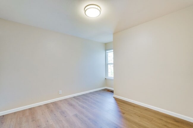 Building Photo - Spacious 1780 Sq Ft -  4b2b home in South San Jose