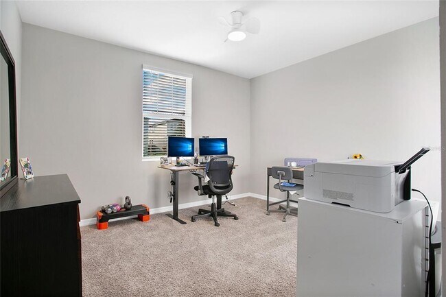 Building Photo - 527 Amadoras Wy