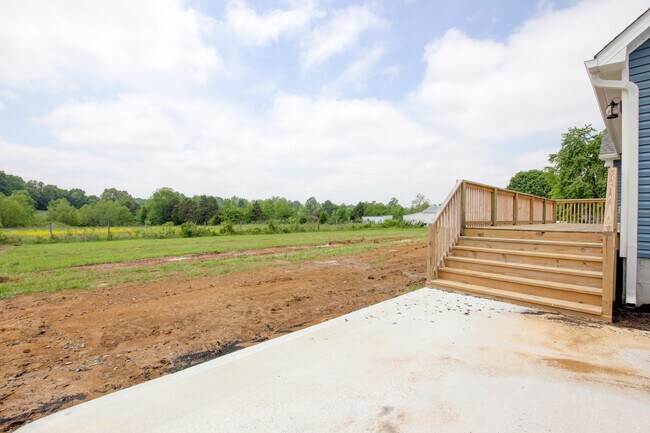 Building Photo - 5821 Highland Lick Rd