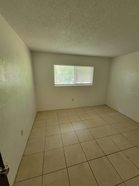 Building Photo - 1216 Kennedy Rd