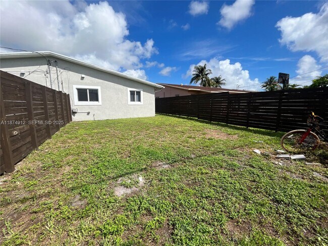 Building Photo - 130 NW 57th St