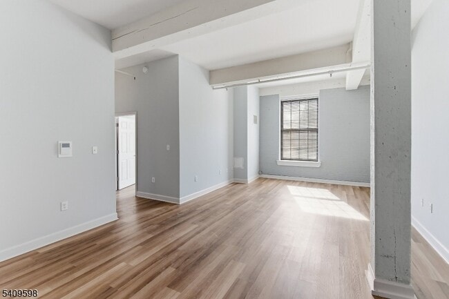 Building Photo - 160 Lafayette St