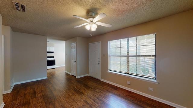 Building Photo - 214 Renfro St