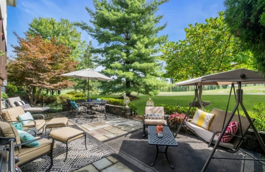 Building Photo - 41 Dickinson Rd