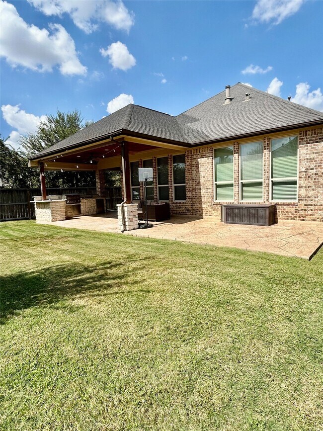 Building Photo - 27239 Aspen Falls Ln