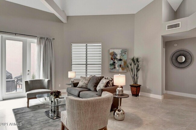 Building Photo - 7773 E Stallion Rd