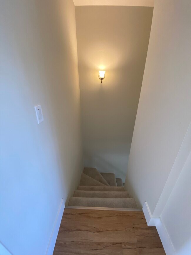 Building Photo - 1835 SW 81st Ave