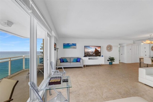 Building Photo - 3430 Galt Ocean Dr