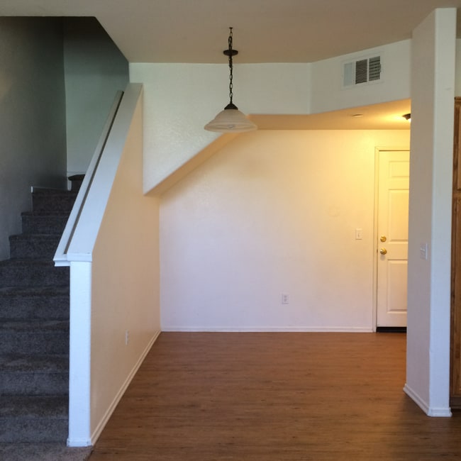 Building Photo - 1555 Orange Ave