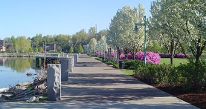 Waterfront Park Boardwalk - 216 Lake St