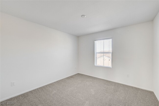 Building Photo - 662 Bellus Pl