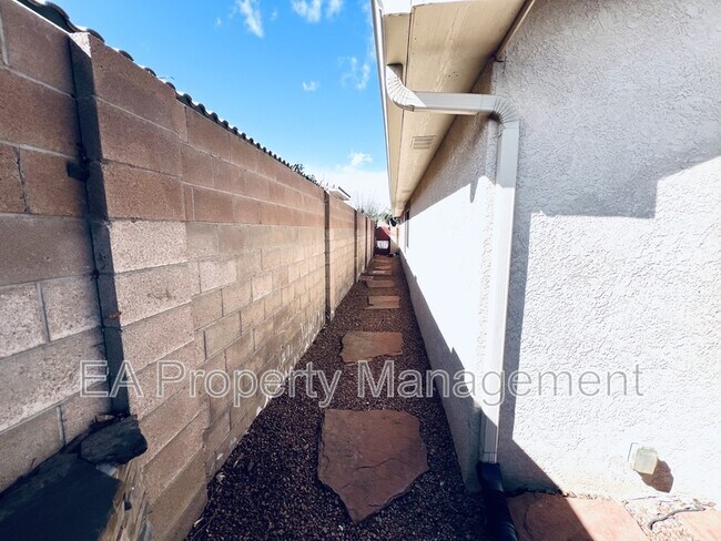 Building Photo - 4616 Stafford Pl NW