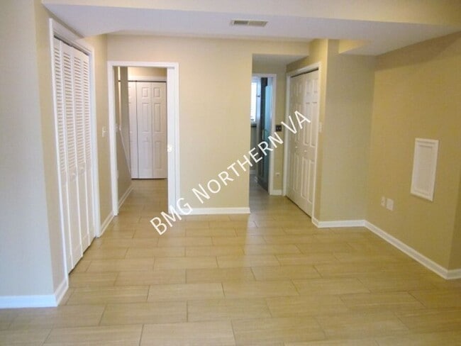Building Photo - 14306 Newbern Loop