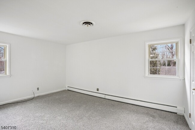 Building Photo - 254 Darlington Ave