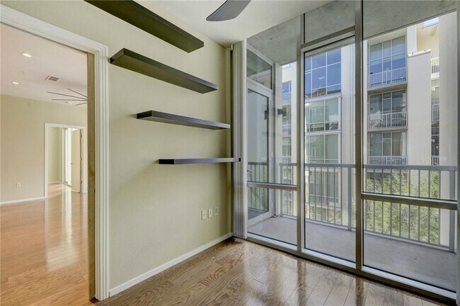 Building Photo - 1600 Barton Springs Rd