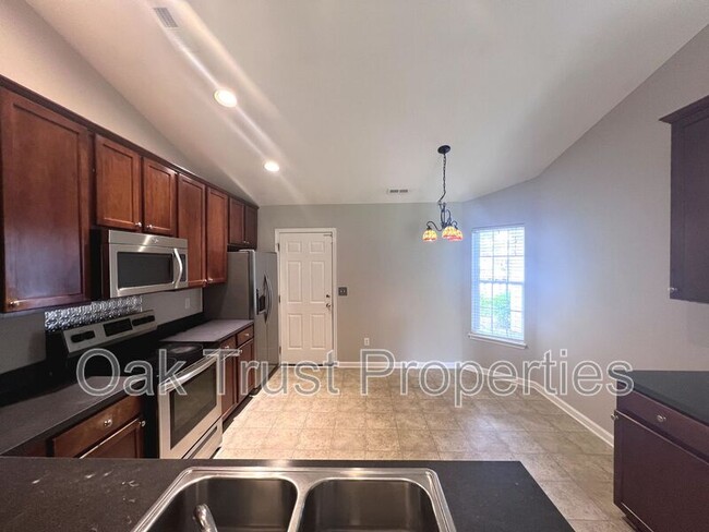 Building Photo - 1406 Grackle Ct